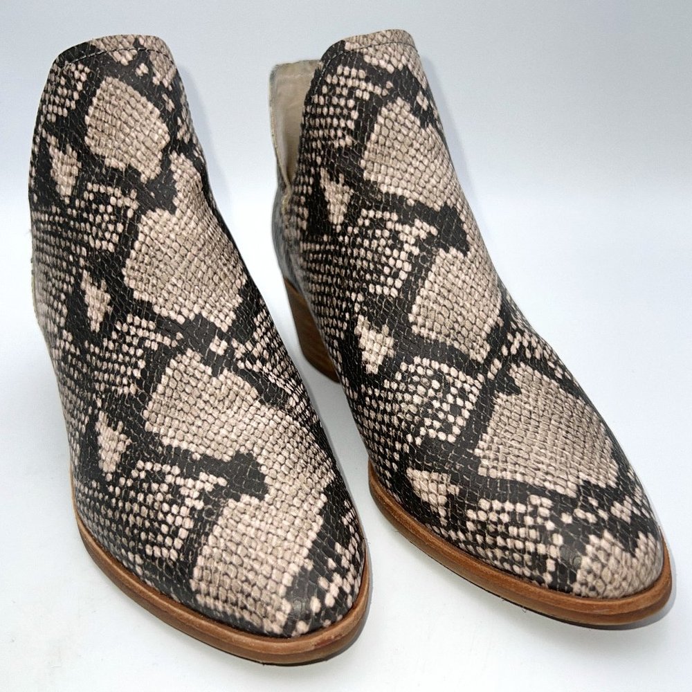 Dolce Vita Sonni‎ Ankle Bootie Snake Skin Print Sz 8